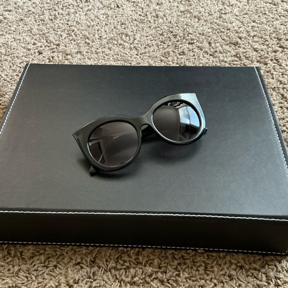 Steve Madden Black Cat Eye Sunglasses, 1960’s Inspired, Retro